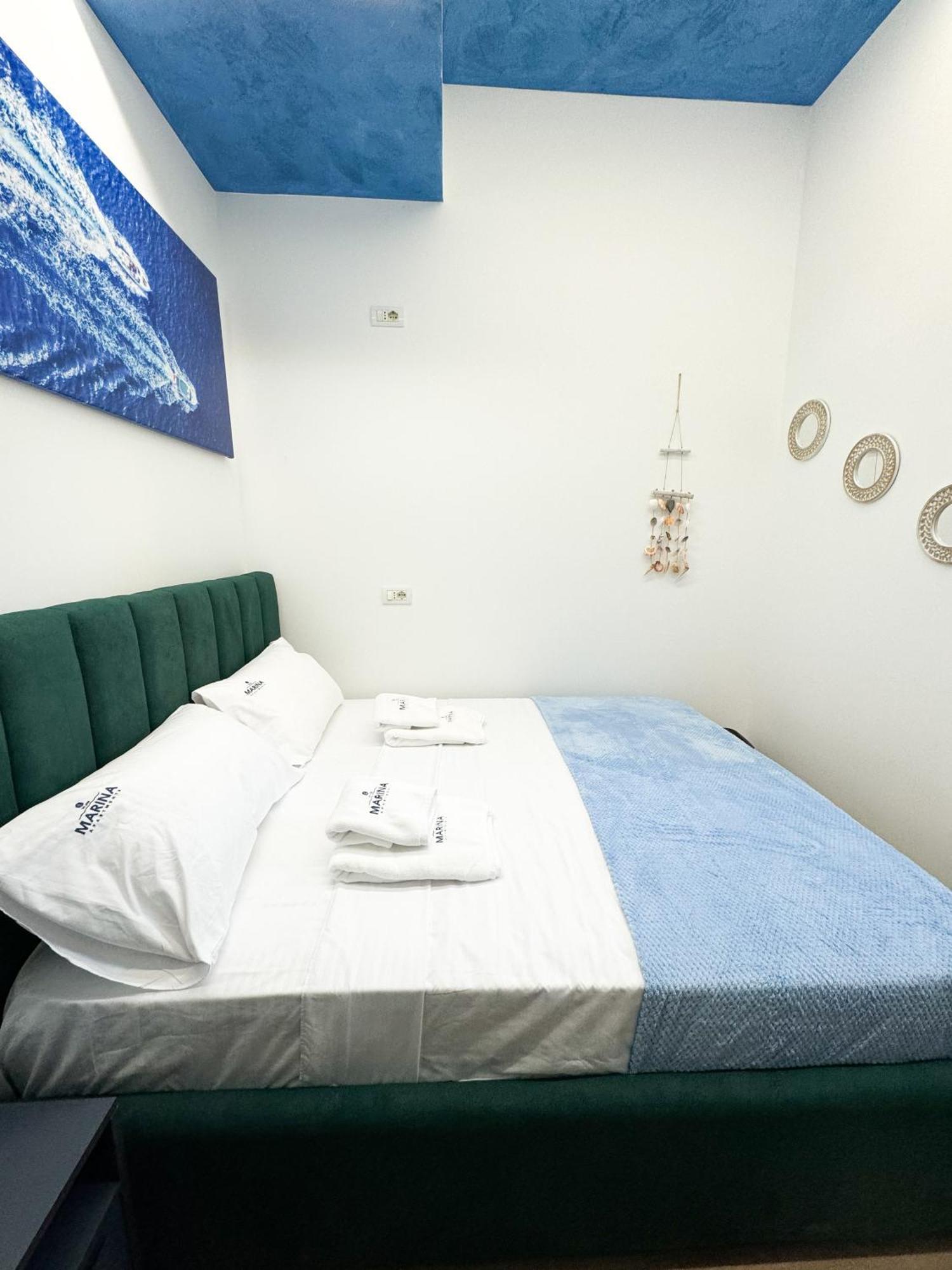 Marina Private Room Shkoder Exterior photo